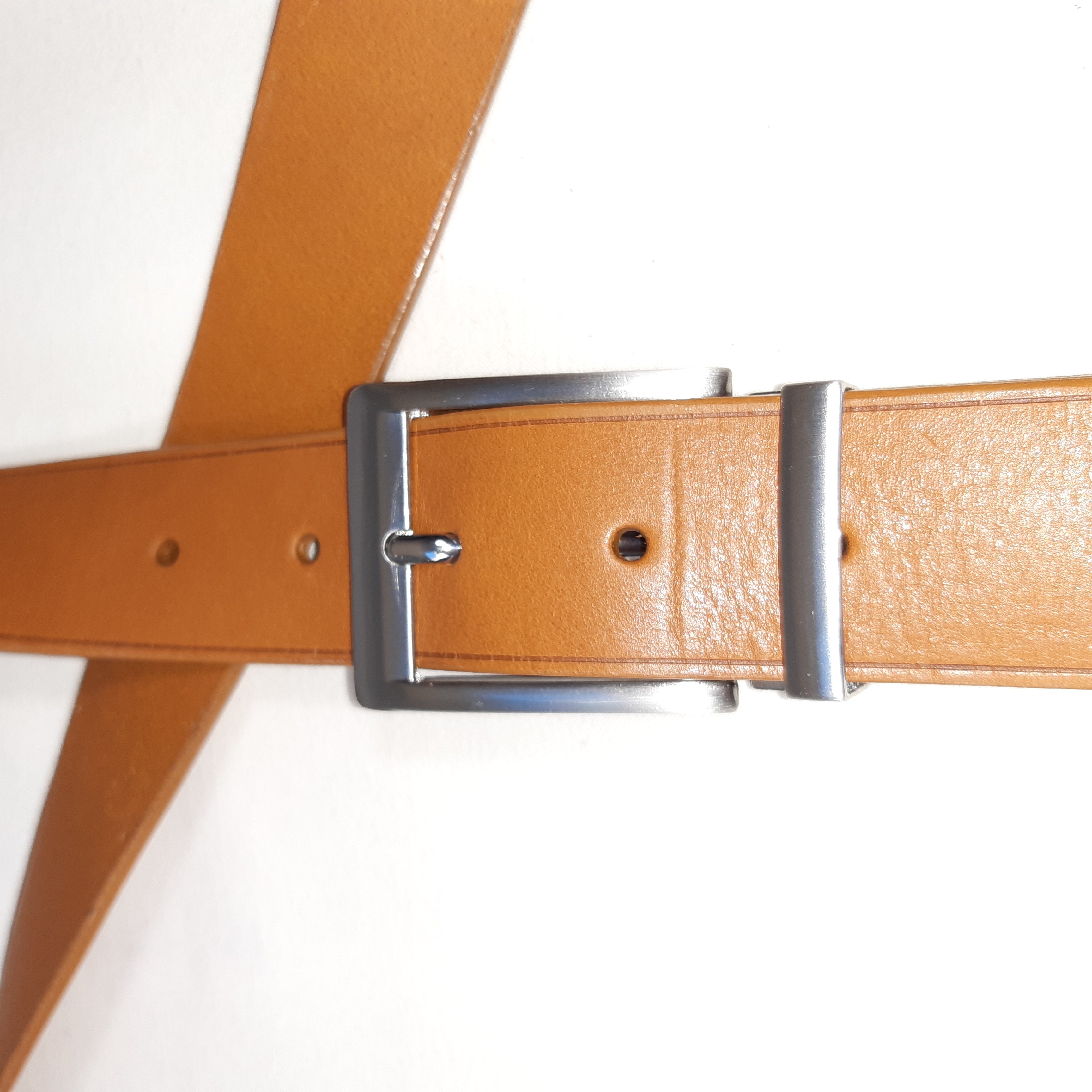 Ceinture en cuir de vachette coloris havane