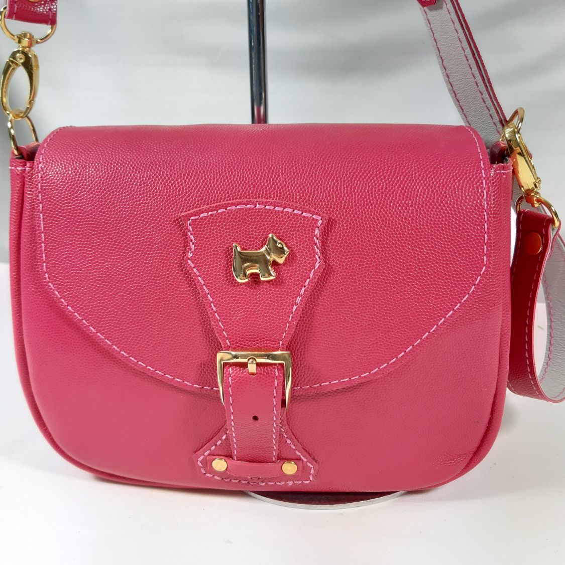 Fuchsia pink kornet koskind taske